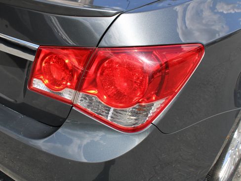 Used 2013 Chevrolet Cruze Eco FWD image 29