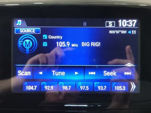 Used 2018 Honda Pilot EX image 4