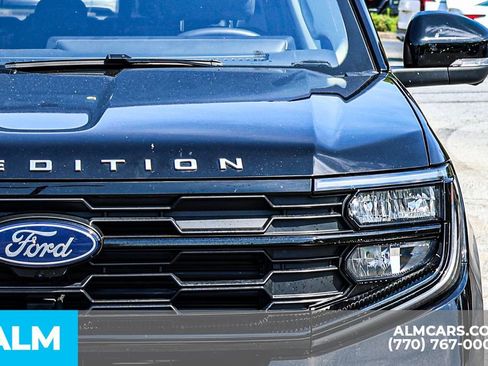 Used 2025 Ford Expedition Active AWD/4WD image 15