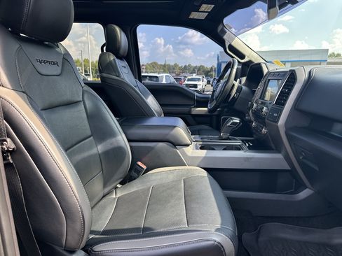 Used 2018 Ford F150 Raptor w/ Equipment Group 802A Luxury AWD/4WD image 14
