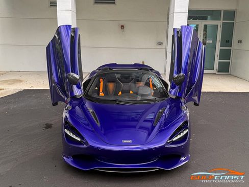 Used 2025 McLaren 750S Spider image 6