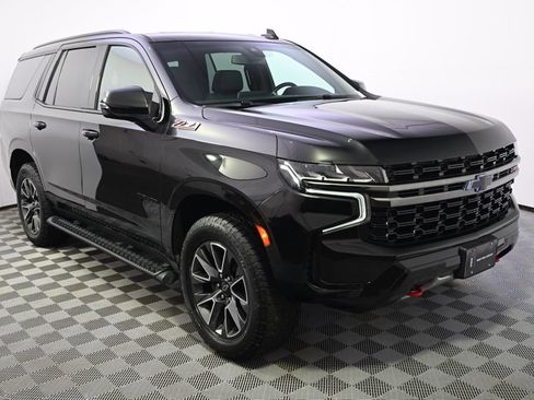 Used 2021 Chevrolet Tahoe Z71 w/ Z71 Signature Package AWD/4WD image 7