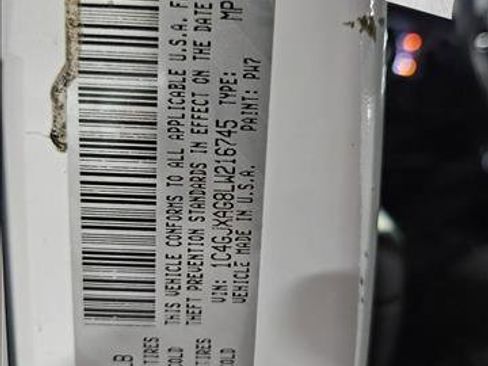 Used 2020 Jeep Wrangler Sport image 19