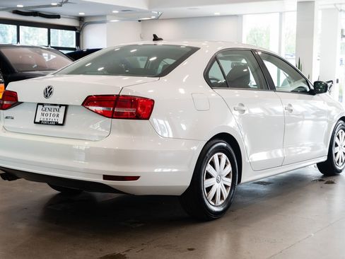 Used 2015 Volkswagen Jetta S FWD image 4