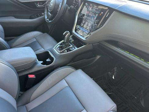Used 2025 Subaru Outback Onyx Edition XT w/ Popular Package #2 AWD/4WD image 16