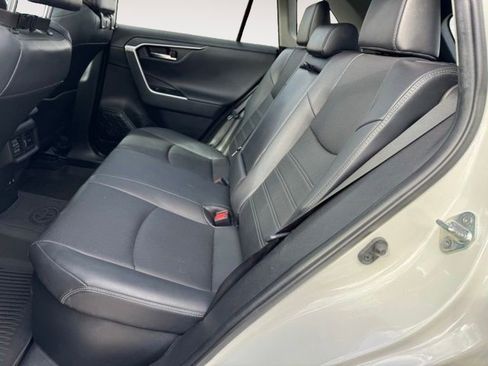Used 2021 Toyota RAV4 Limited AWD/4WD image 7