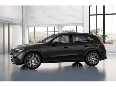 Used 2025 Mercedes-Benz GLC 43 AMG 4MATIC image 34