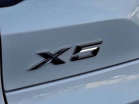 Certified 2024 BMW X5 xDrive40i w/ M Sport Package image 29