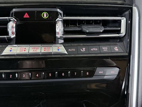 Used 2020 BMW M8 Coupe image 34