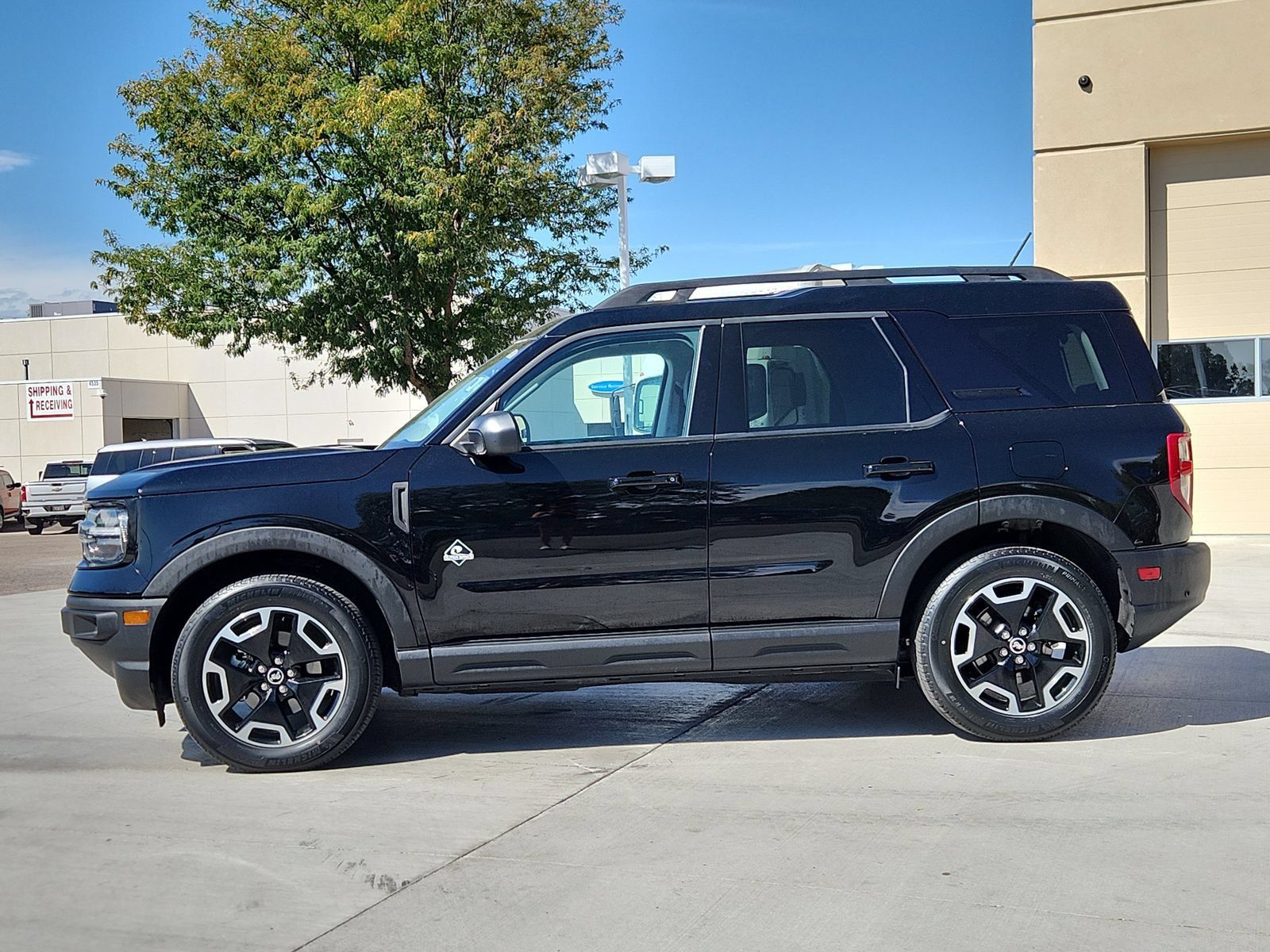 Used 2023 Ford Bronco Sport Outer Banks AWD/4WD image 2