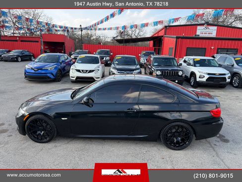 Used 2011 BMW 328i Coupe image 2