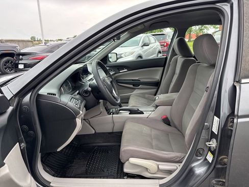 Used 2011 Honda Accord LX image 28