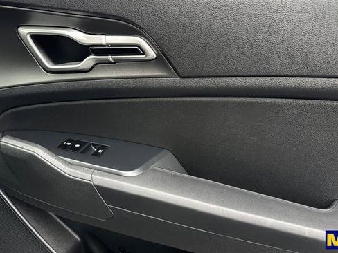 Used 2026 Kia Sportage S image 20