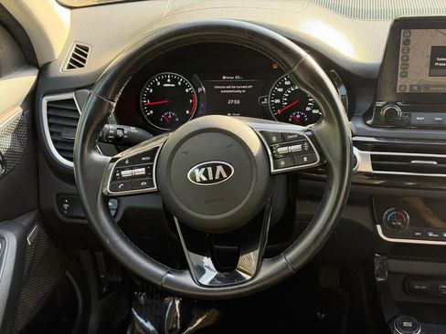 Used 2021 Kia Seltos SX AWD/4WD image 12