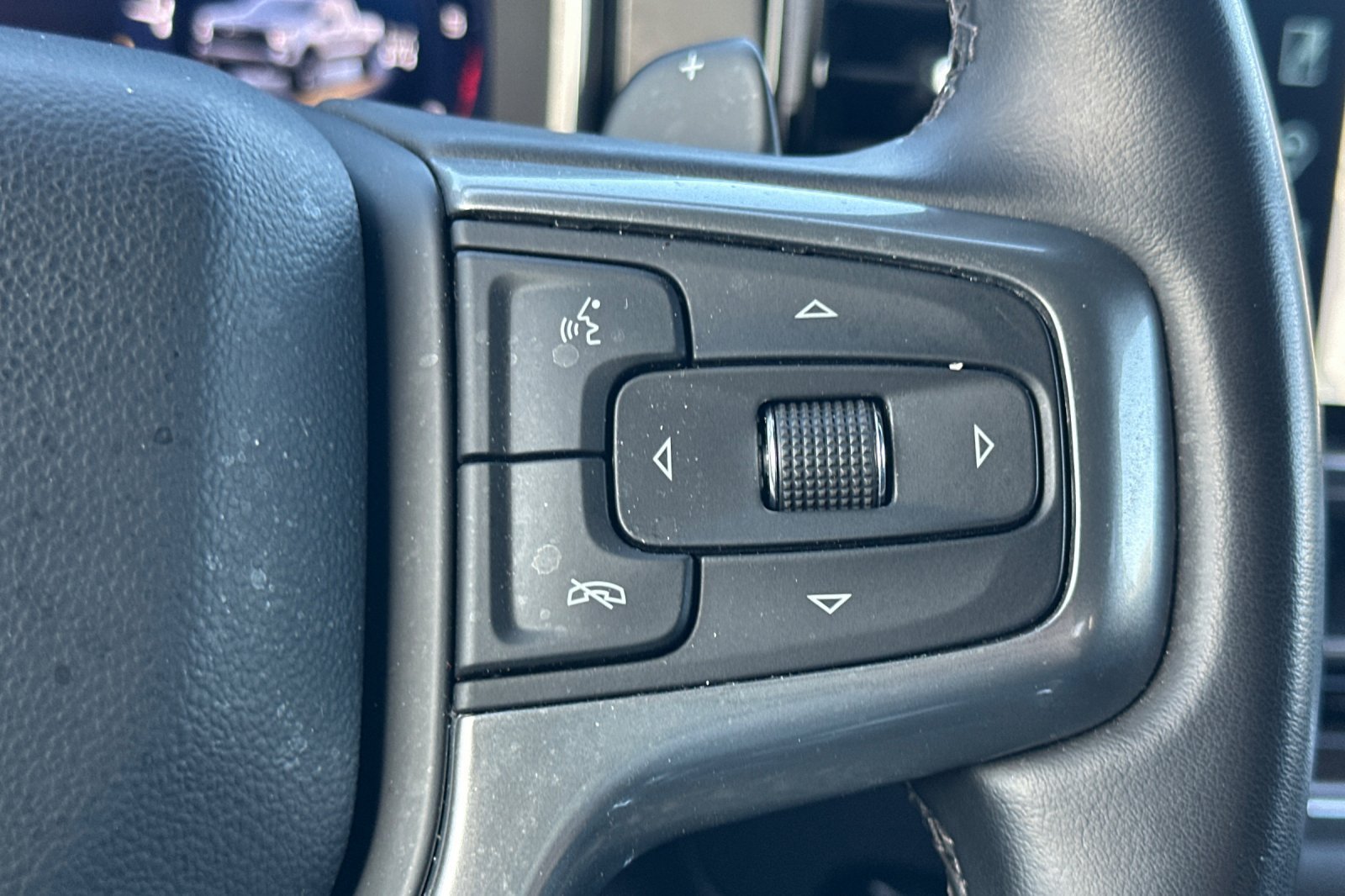 Used 2024 Chevrolet Silverado 1500 LT Trail Boss w/ Convenience Package II AWD/4WD image 36