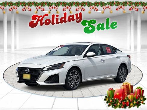 Certified 2024 Nissan Altima 2.5 SL image 1