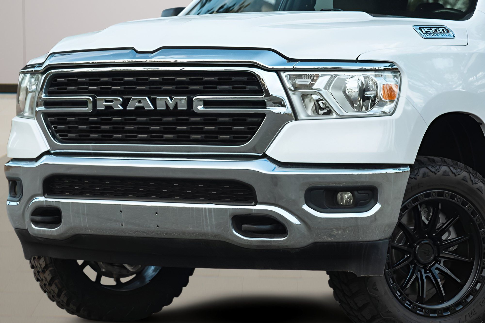 Used 2023 RAM 1500 Big Horn AWD/4WD image 9