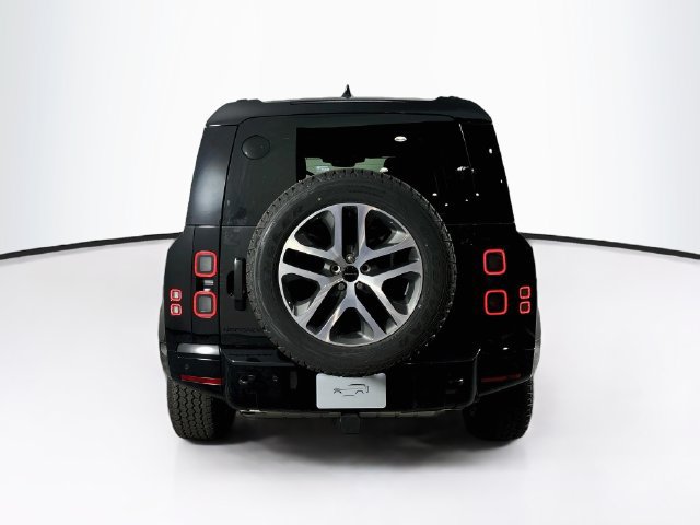 New 2026 Land Rover Defender 110 X-Dynamic SE AWD/4WD image 6