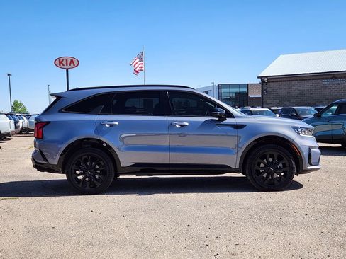 Certified 2023 Kia Sorento SX AWD/4WD image 2