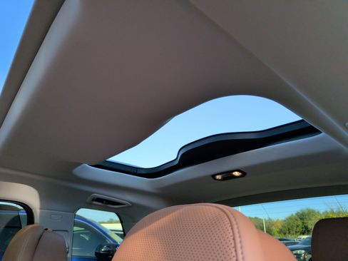 Certified 2023 BMW X7 xDrive40i w/ Premium Package image 30