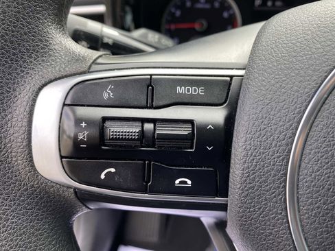Used 2022 Kia K5 LX image 21