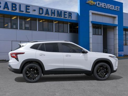 New 2026 Chevrolet Trax ACTIV w/ Sunroof Package image 25