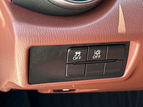Used 2019 MAZDA MX-5 Miata RF Grand Touring RWD image 19