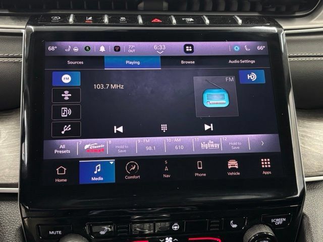 Used 2024 Jeep Grand Cherokee L Limited AWD/4WD image 30