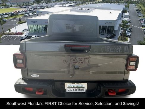 Certified 2025 Jeep Gladiator Rubicon w/ Safety Group image 7