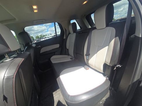 Used 2017 GMC Terrain SLT w/ Open Road Package FWD image 18