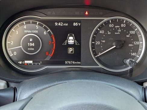 Used 2020 Nissan Versa SV image 11