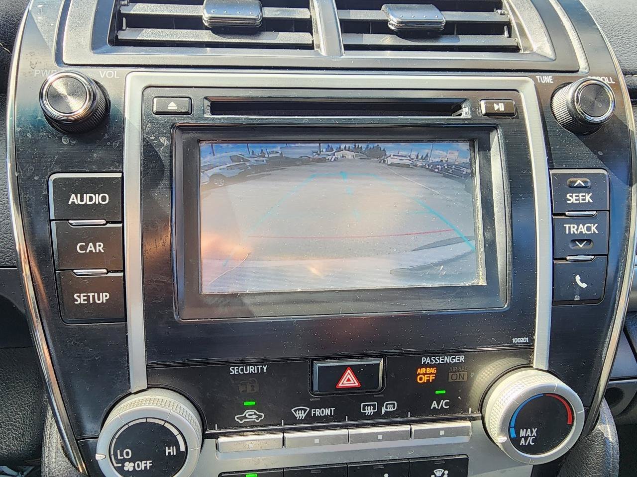 Used 2014 Toyota Camry SE FWD image 20