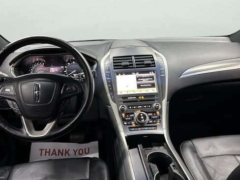 Used 2017 Lincoln MKZ Reserve image 14