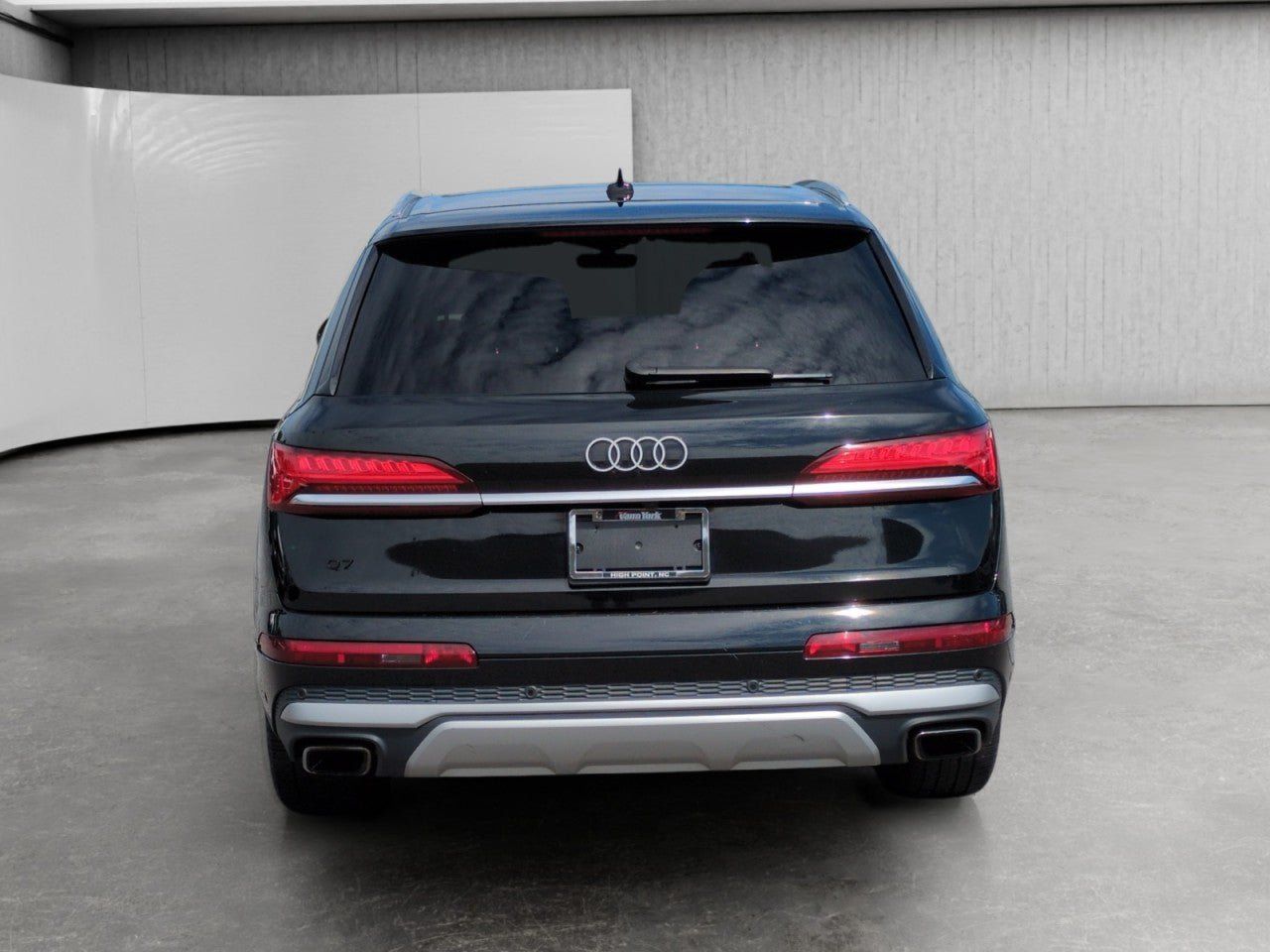 Used 2025 Audi Q7 3.0T Premium Plus AWD/4WD image 6