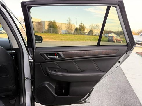 Used 2019 Subaru Outback 2.5i Limited w/ Popular Package #2 image 25