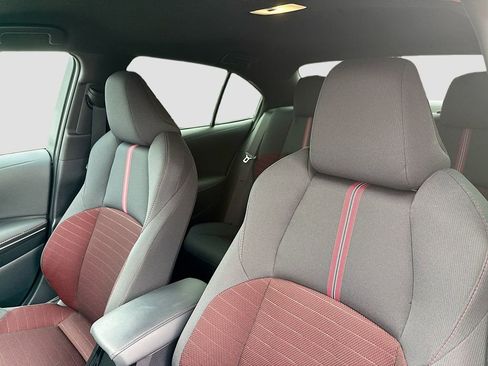 Used 2024 Toyota Corolla SE FWD image 12