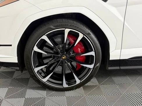 Used 2023 Lamborghini Urus S AWD/4WD image 11