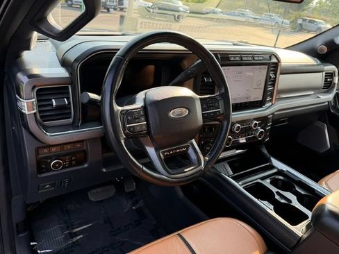 Used 2024 Ford F450 Platinum w/ FX4 Off-Road Package AWD/4WD image 11