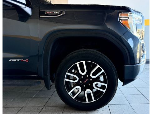 Used 2021 GMC Sierra 1500 AT4 w/ AT4 Value Package AWD/4WD image 5