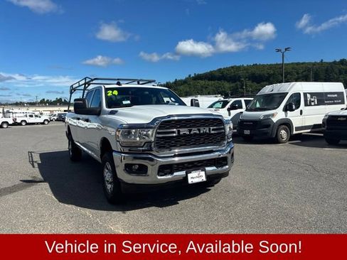 Used 2024 RAM 2500 Tradesman w/ Chrome Appearance Group AWD/4WD image 1