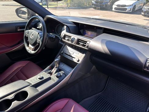 Used 2019 Lexus IS 300 F Sport w/ F Sport Package AWD/4WD image 22