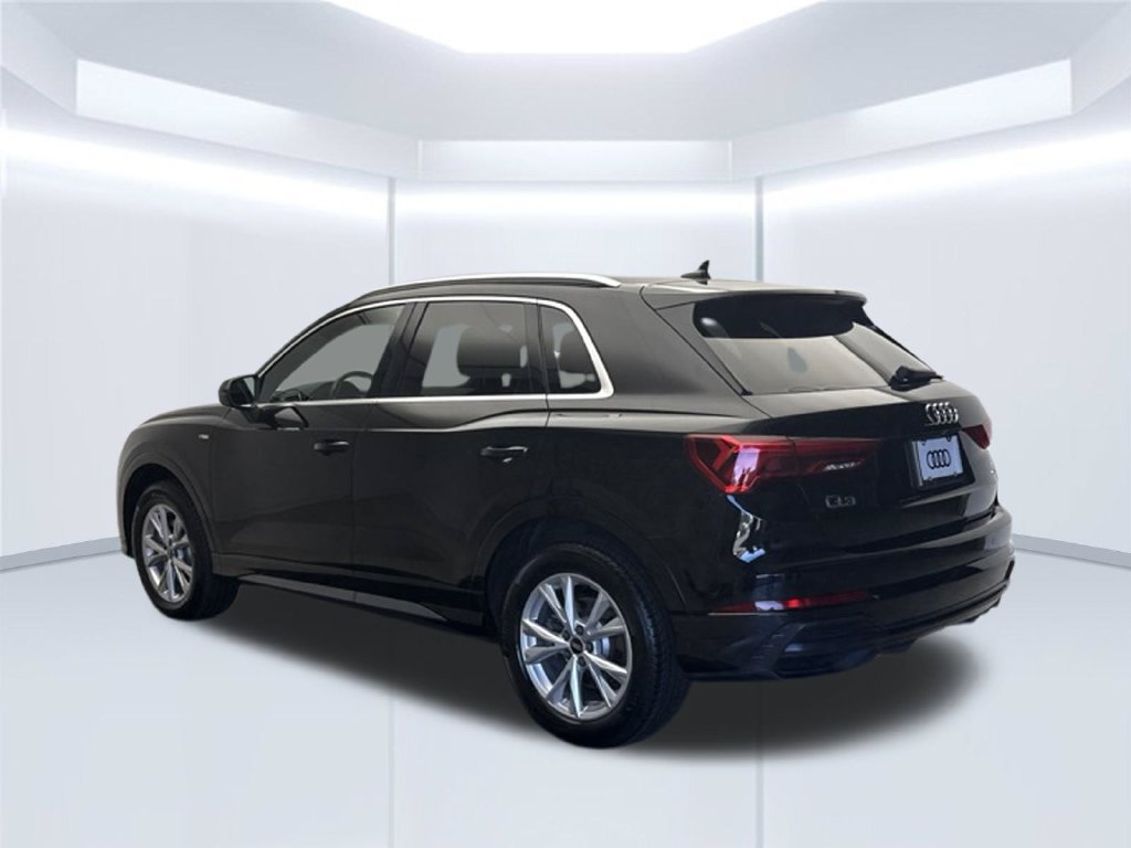 Used 2021 Audi Q3 2.0T Premium Plus w/ Premium Plus Package AWD/4WD image 3