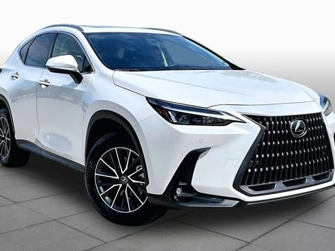 Used 2025 Lexus NX 250 FWD w/ Cold Area Package image 3