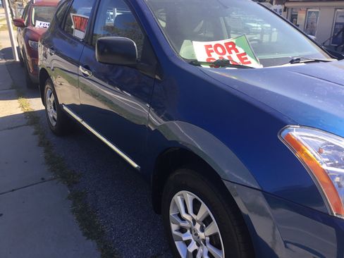 Used 2011 Nissan Rogue S image 5