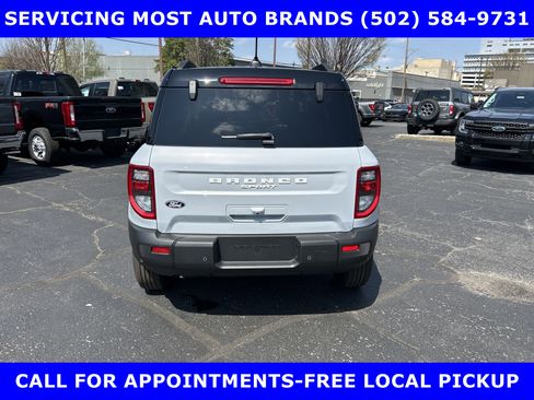 New 2026 Ford Bronco Sport Outer Banks AWD/4WD image 8