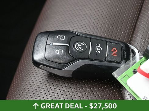 Used 2016 Ford F150 Platinum w/ Max Trailer Tow Package image 32