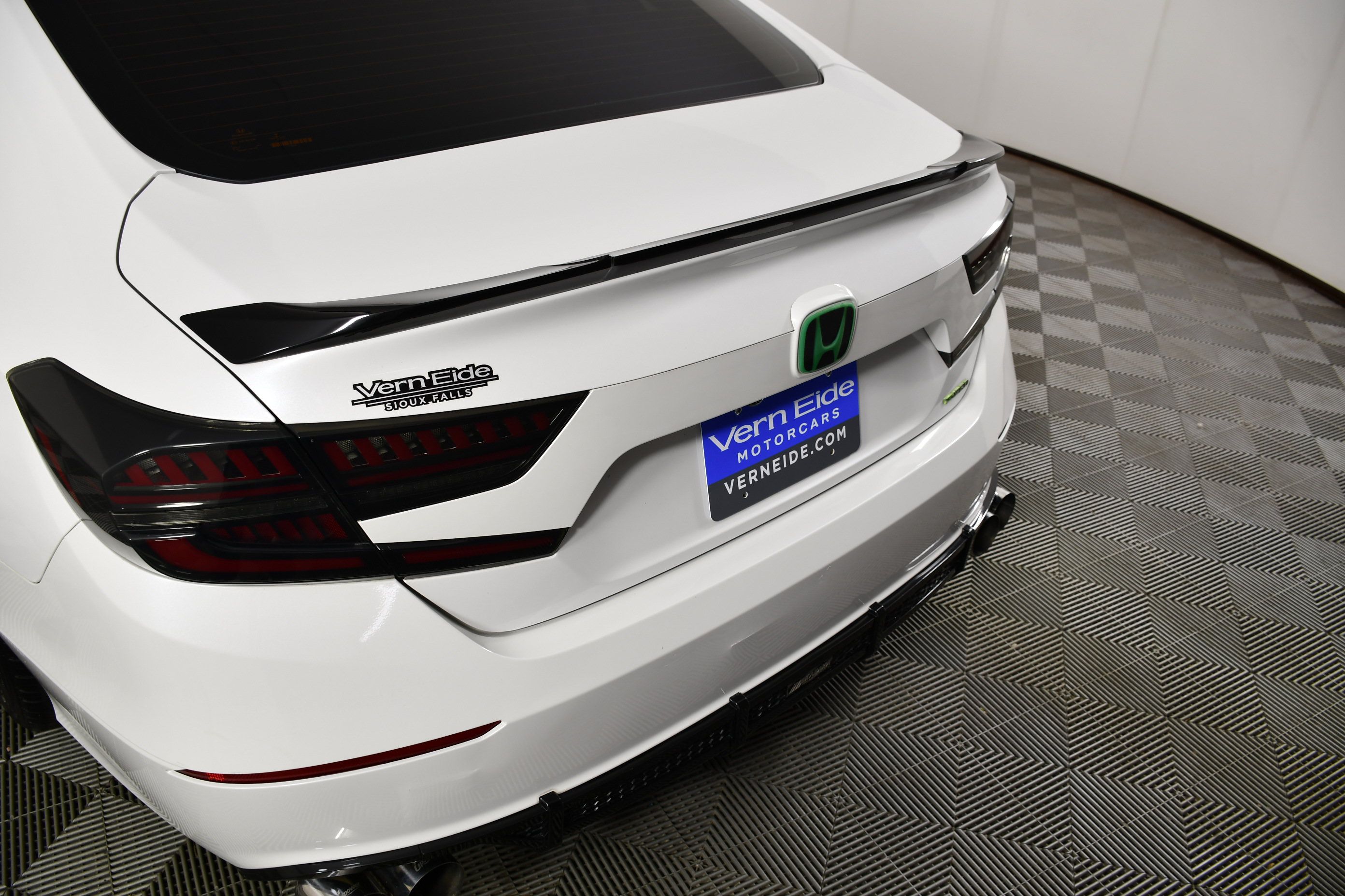 Used 2018 Honda Accord Sport image 15