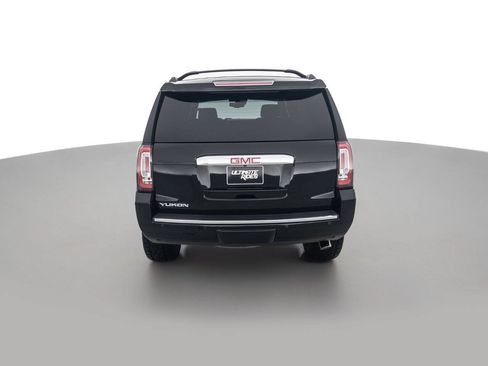 Used 2016 GMC Yukon Denali w/ Open Road Package AWD/4WD image 6