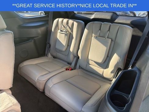 Used 2015 Ford Explorer XLT w/ Equipment Group 202B AWD/4WD image 23