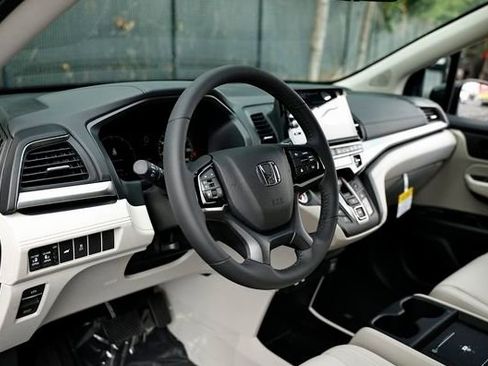 New 2026 Honda Odyssey EX-L image 21